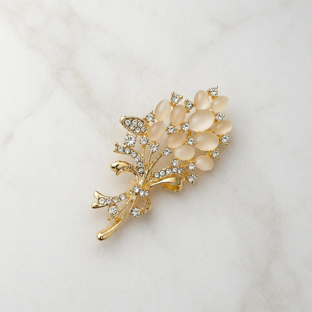 Brož kytice s kamínky – zlatá | My Feminity4